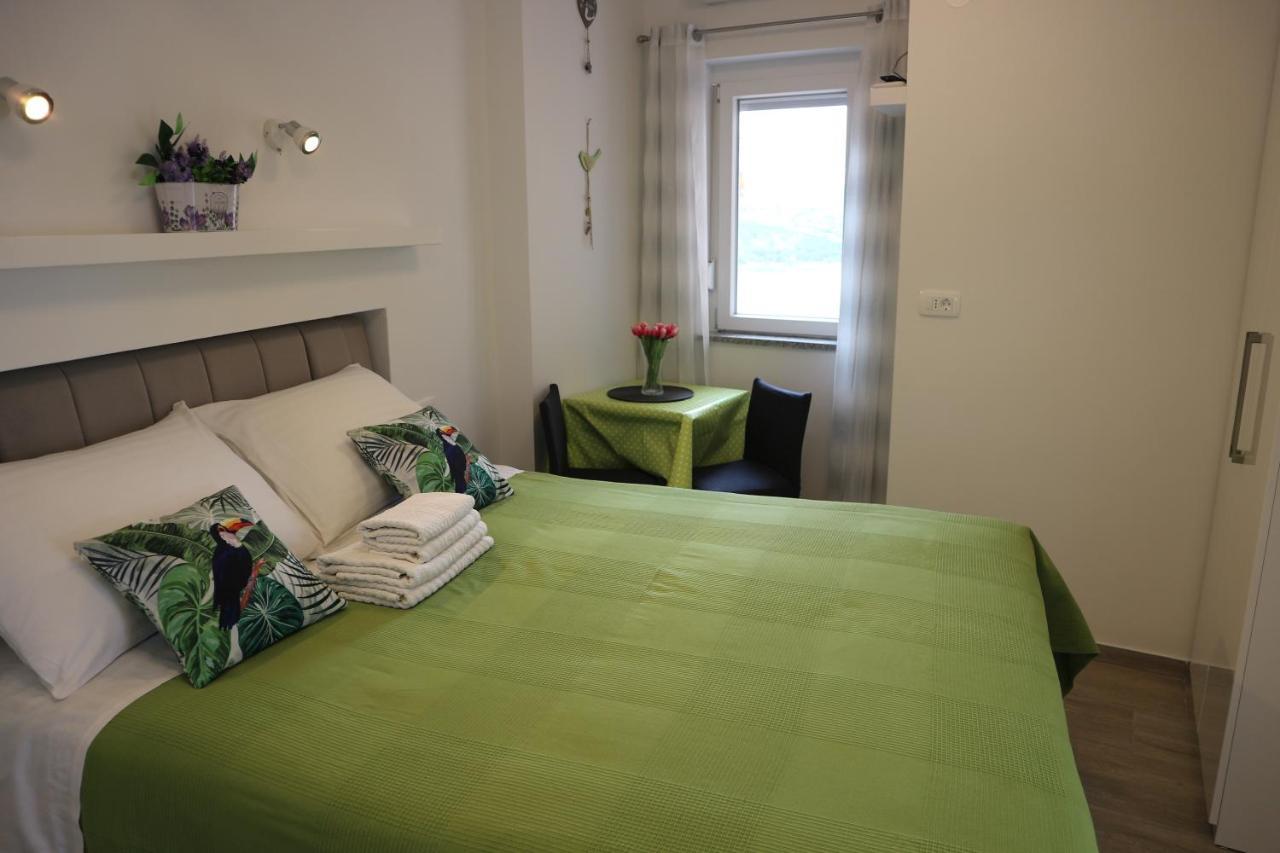 Apartments Komel Opatija Luaran gambar