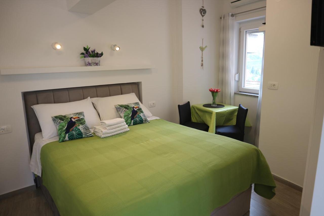 Apartments Komel Opatija Luaran gambar