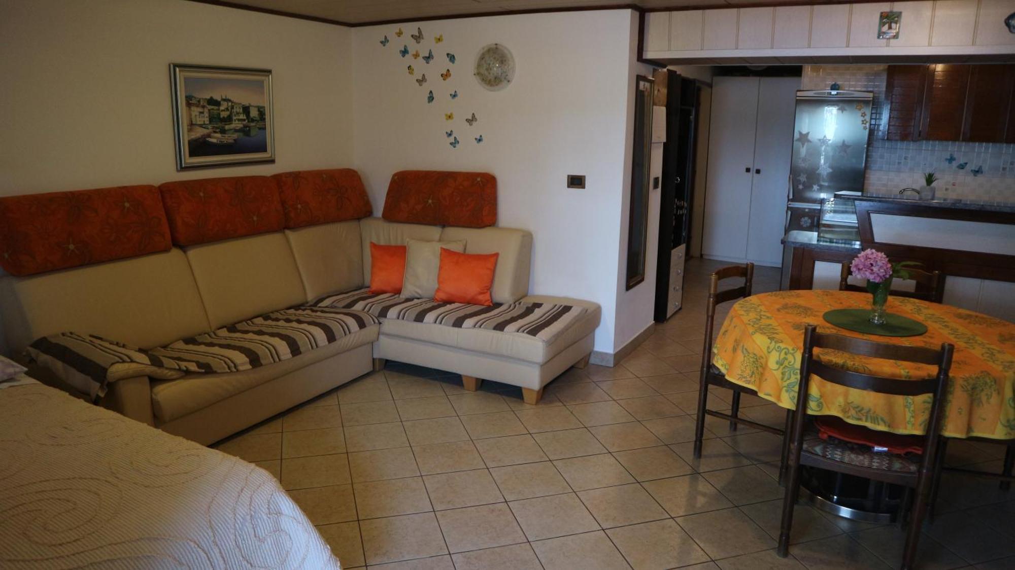 Apartments Komel Opatija Bilik gambar
