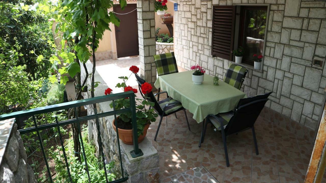 Apartments Komel Opatija Luaran gambar