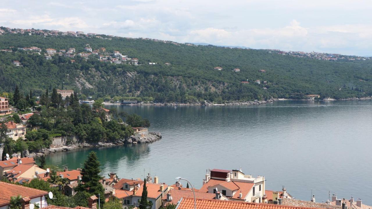 Apartments Komel Opatija Luaran gambar